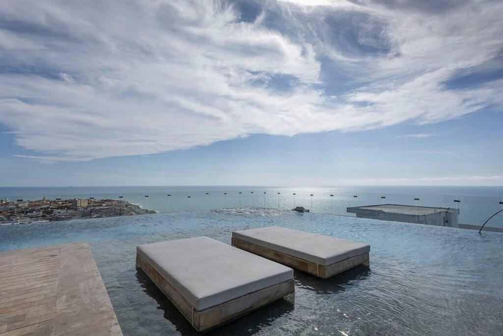 Beachfront 1605 Murano Centro 1, Near Walled Airport Pick Up Apartment *
