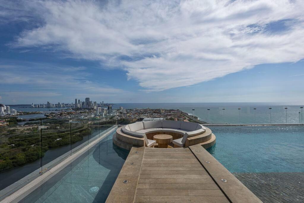 Beachfront 1605 Murano Centro 1, Near Walled Airport Pick Up