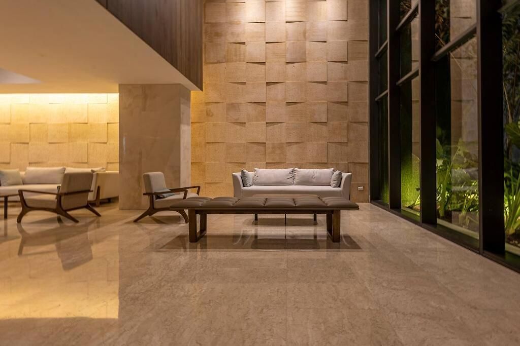 Apartamento Beachfront Condo, Fl 16 Murano Centro 1- El Cabrero, Near Walled City, Airport Pick Up