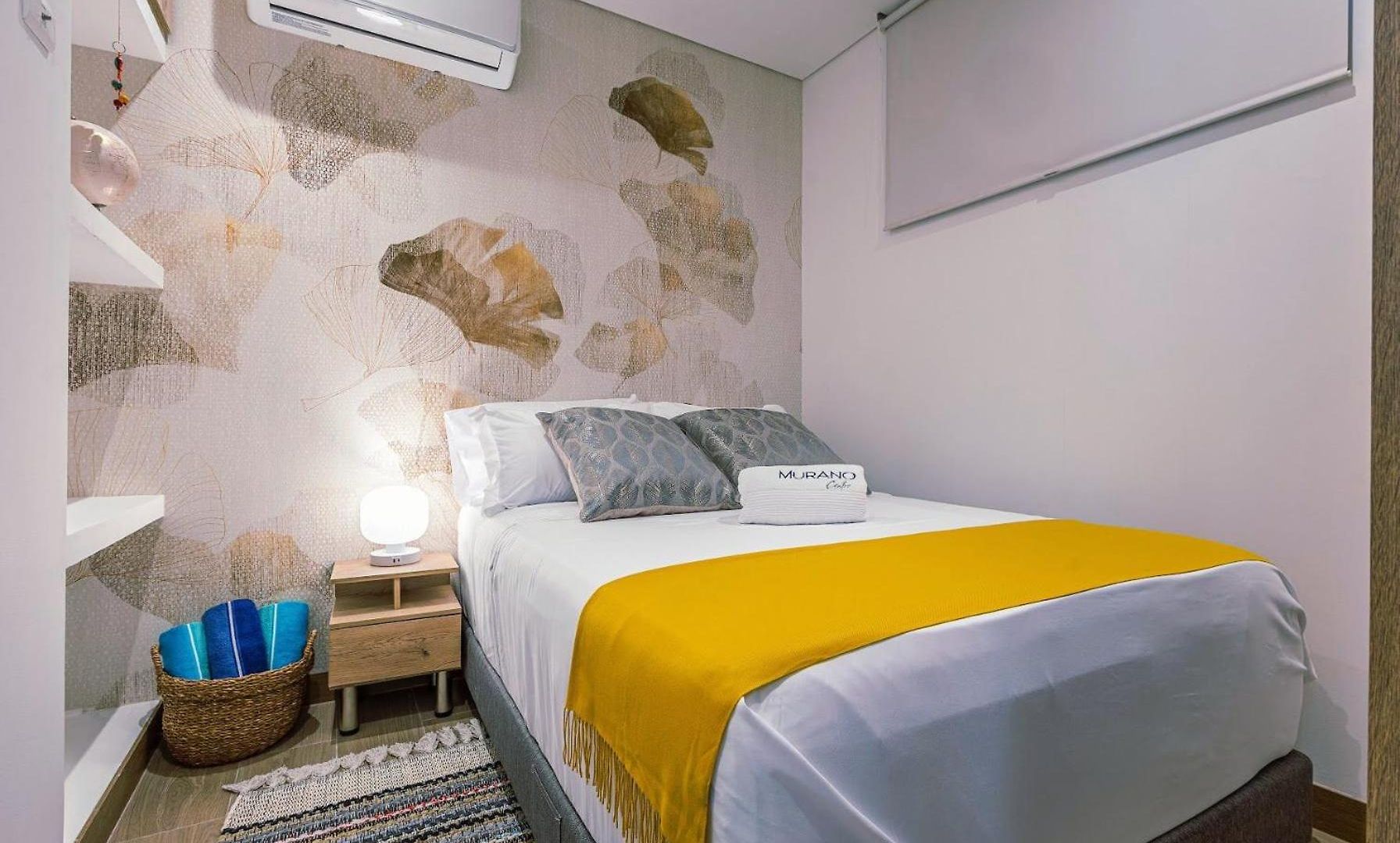 Beachfront Condo, Fl 16 Murano Centro 1- El Cabrero, Near Walled City, Airport Pick Up Apartamento