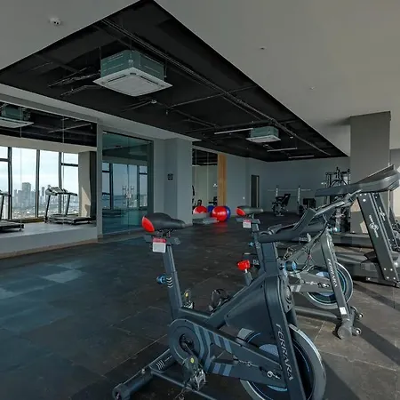 Apartamento Beachfront Condo, Fl 16 Murano Centro 1- El Cabrero, Near Walled City, Airport Pick Up