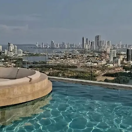 Apartamento Beachfront Condo, Fl 16 Murano Centro 1- El Cabrero, Near Walled City, Airport Pick Up *