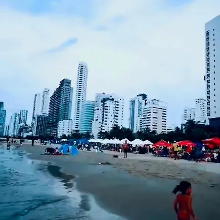 Beachfront Condo, Fl 16 Murano Centro 1- El Cabrero, Near Walled City, Airport Pick Up