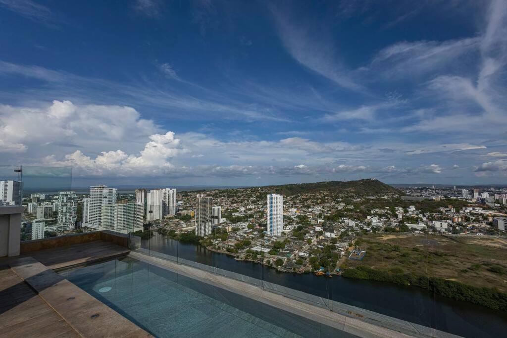 Beachfront 1605 Murano Centro 1, Near Walled Airport Pick Up *
