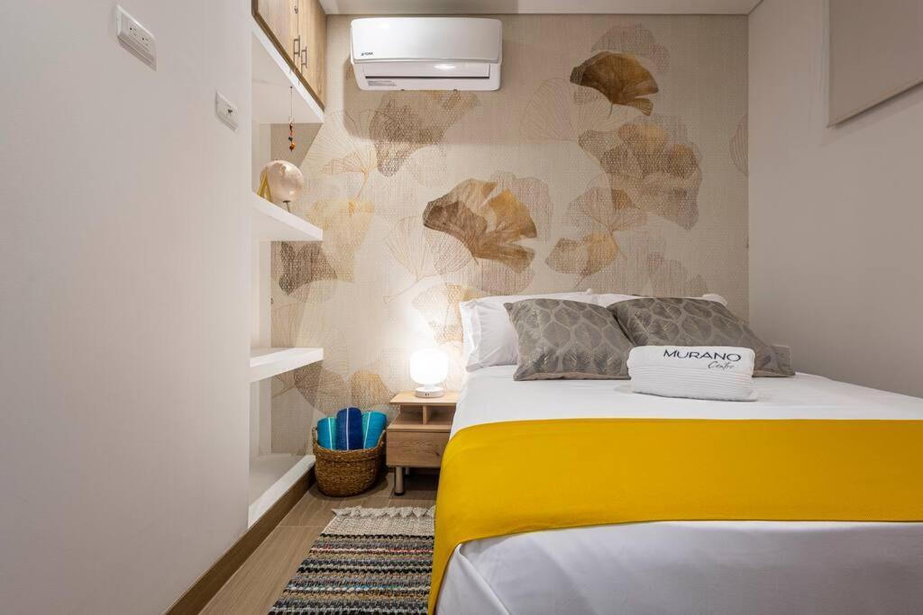 Beachfront 1605 Murano Centro 1, Near Walled Airport Pick Up Apartamento